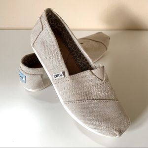 TOMS Natural Metallic Burlap Classic W6.5 - New